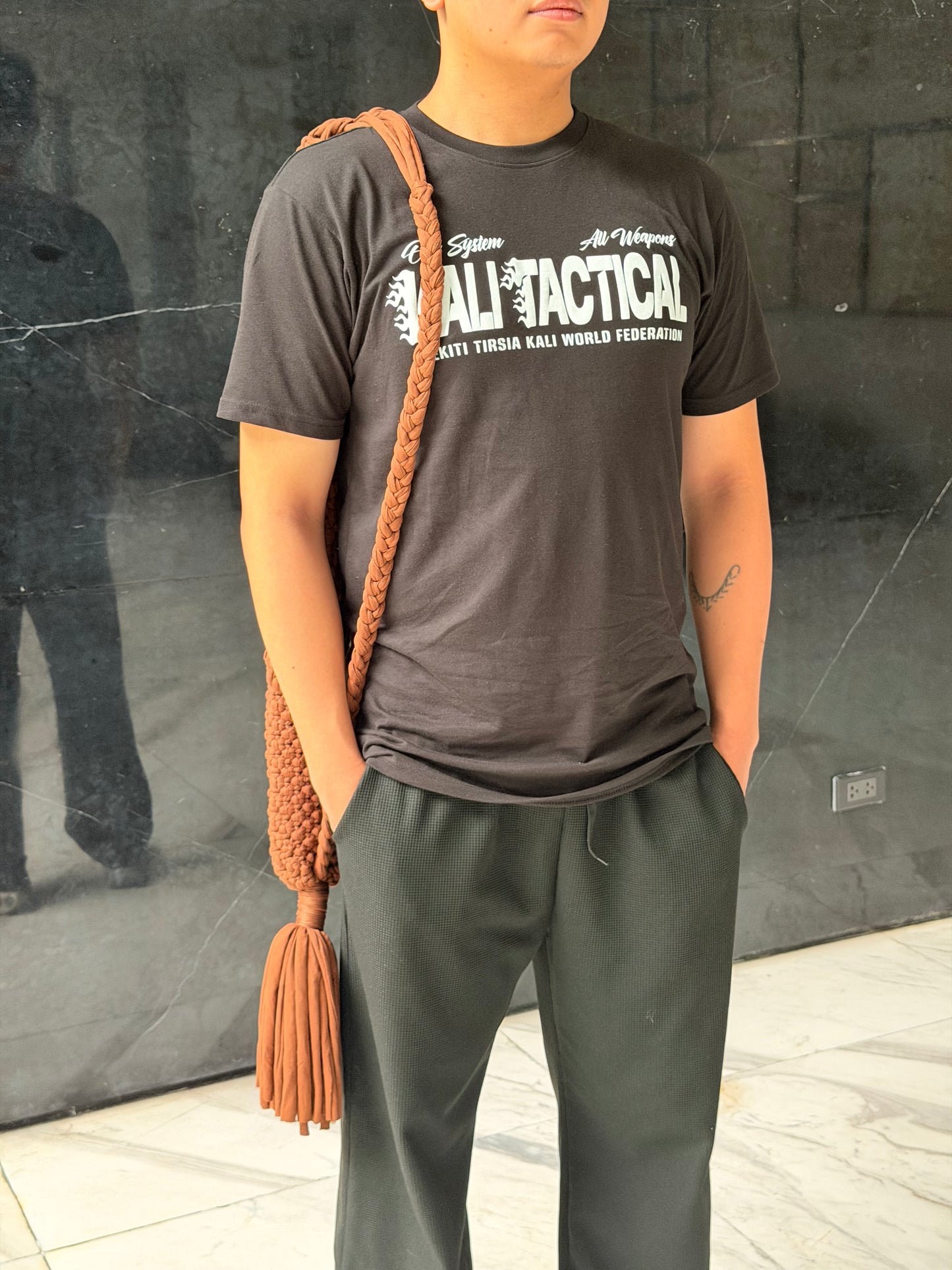 Arnis Carrier (Brown)